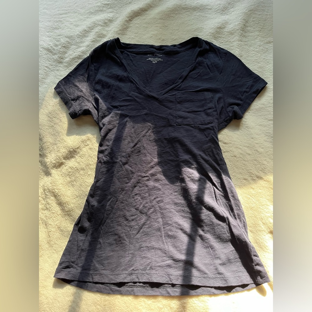 Max Studio Black V-Neck Short Sleeve Tee